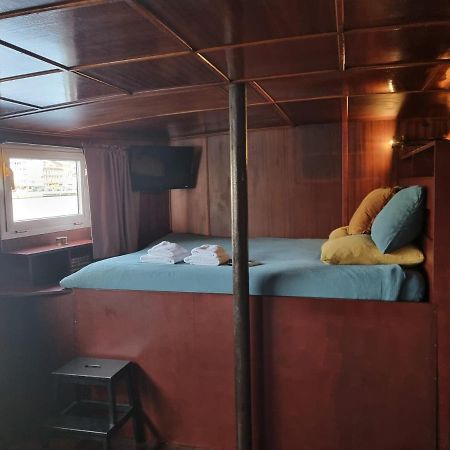 La Cabine Du Capitaine Льеж Экстерьер фото