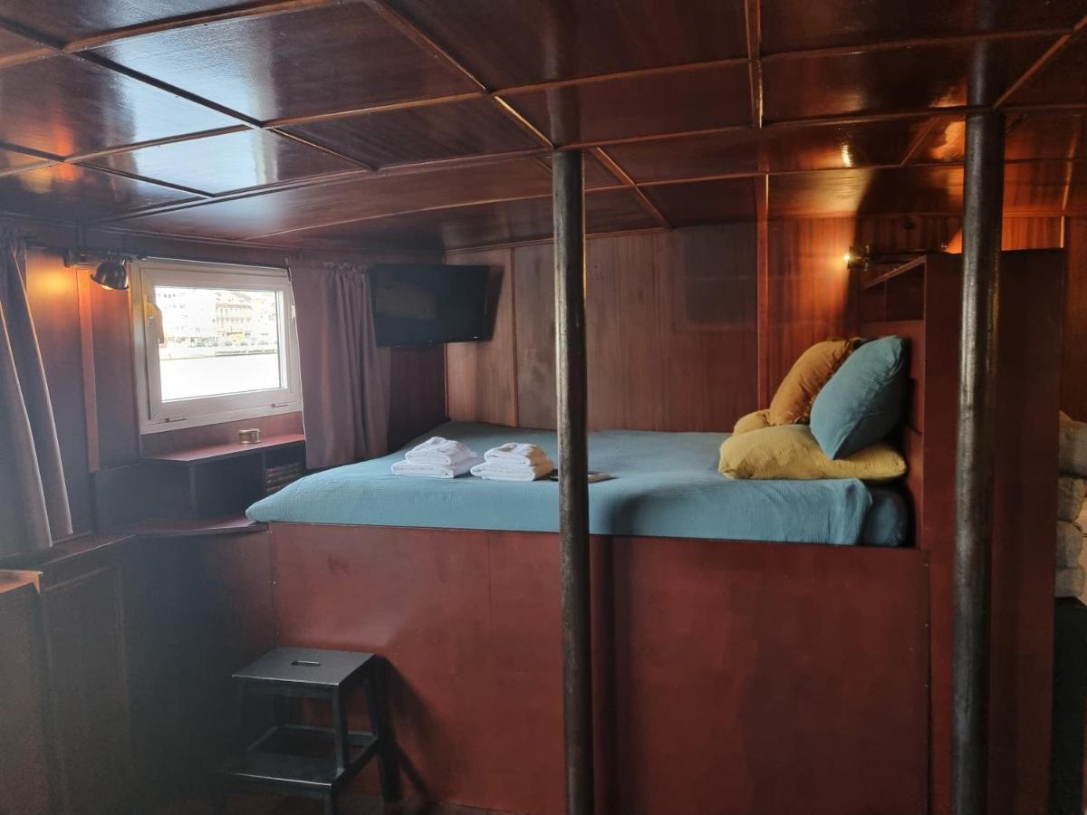 La Cabine Du Capitaine Льеж Экстерьер фото