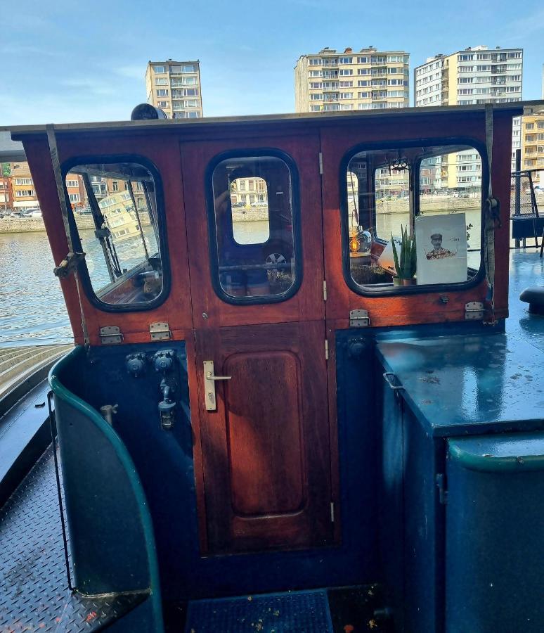 La Cabine Du Capitaine Льеж Экстерьер фото
